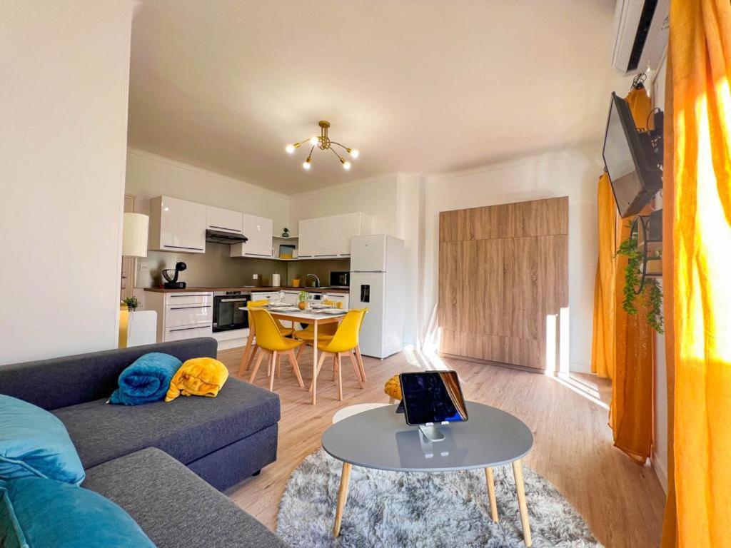 Appartement vue mer Parking privé Place Med Canet-en-Roussillon Extérieur photo