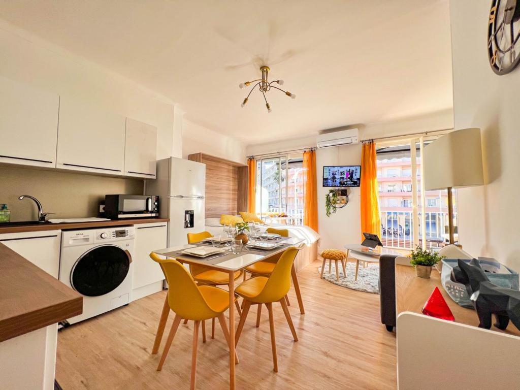Appartement vue mer Parking privé Place Med Canet-en-Roussillon Extérieur photo