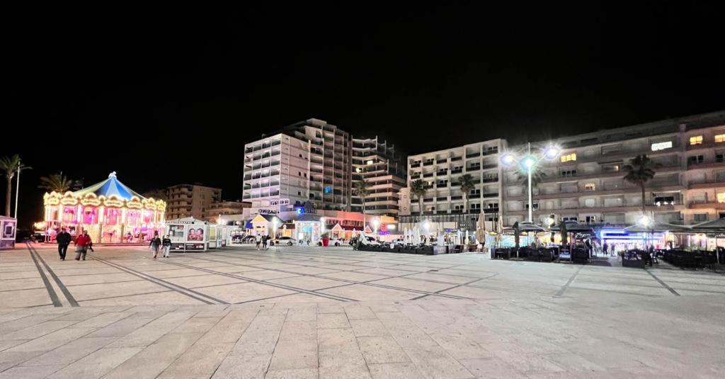 Appartement vue mer Parking privé Place Med Canet-en-Roussillon Extérieur photo